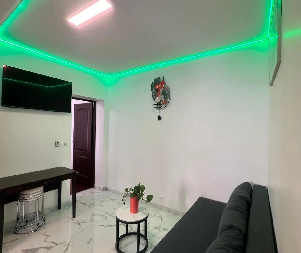 Superbe Renove Au Coeur De La Capitale *