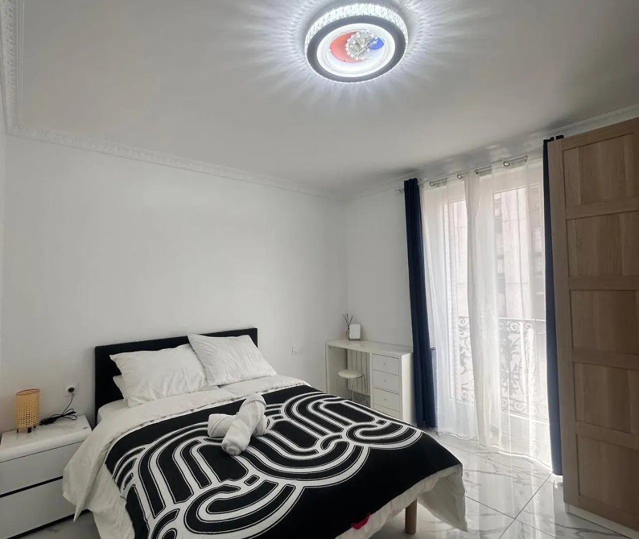 Superbe Renove Au Coeur De La Capitale * Parigi